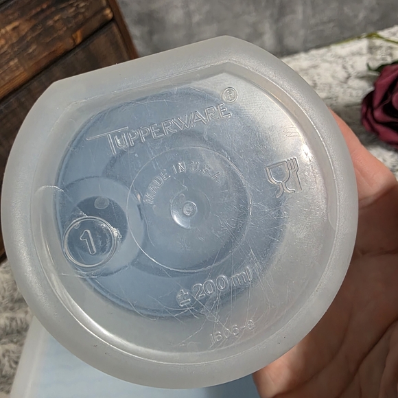 Tupperware Bundle, One FridgeSmart, One Measuring Container,  and Pour Container - Picture 9 of 10